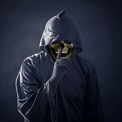 Detailed full head skull mask with a realistic movable jaw, perfect for a terrifying Halloween look.
