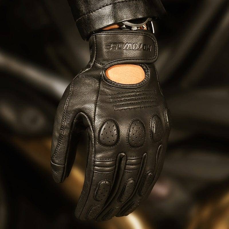 Retro sheepskin leather motorcycle gloves in brown, for riding and driving