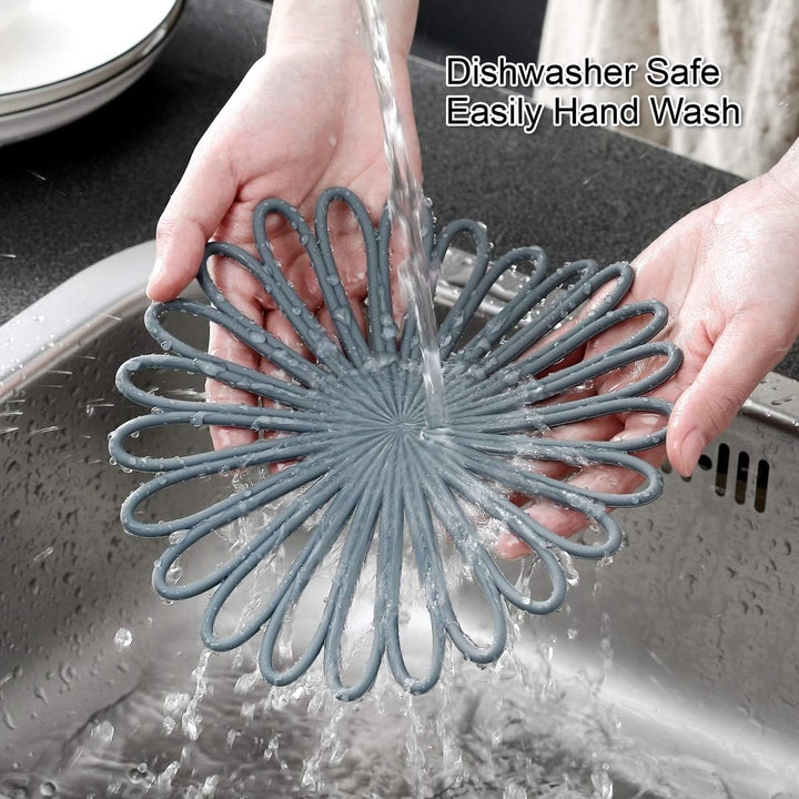 Table protection with 3 silicone trivets, non-slip & heat resistant design.