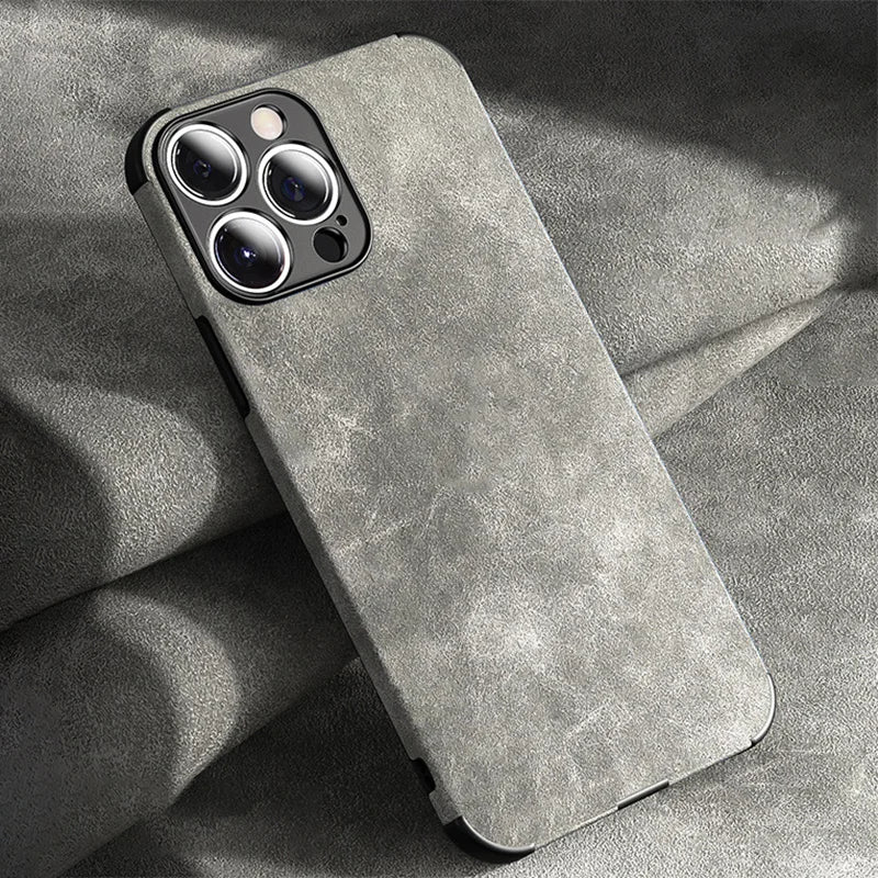 Protective iPhone 15 case, a durable tech accessory with slim design & enhanced shockproof features for device safety.