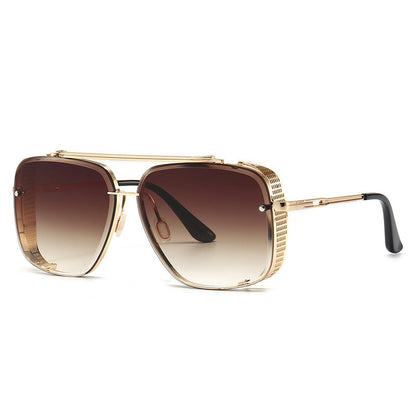 Premium unisex UV400 sunglasses featuring sleek metal frames, offering modern style & excellent eye protection.