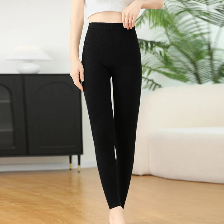 Fashionable women's everyday leggings, super soft and stretchy for ultimate comfort and versatile style.