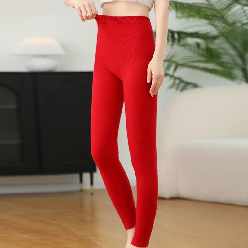 Comfortable women's everyday leggings. Soft feel, stretchy, versatile for casual fashion or activewear.