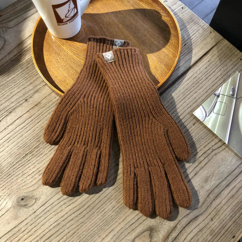 Soft touchscreen winter gloves for women, warm & stylish. Ideal for cold weather, cotton blend.