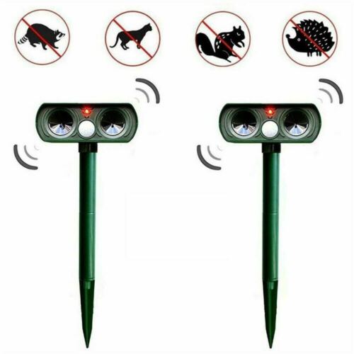 Eco-friendly outdoor pest control device, solar-powered for yard & garden protection against animals.