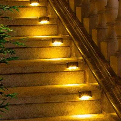 SolarGuard waterproof LED garden light, ideal for pathways & driveways. Energy-efficient & wireless outdoor lighting.