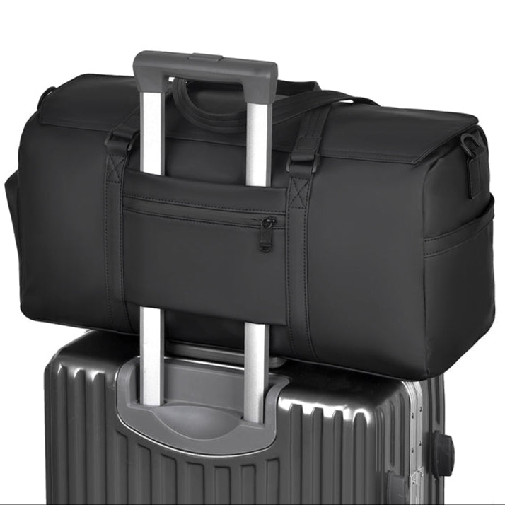 Sophisticated travel duffle bag, perfect for executives and stylish travelers, a premium unisex luggage option.