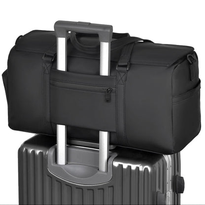 Sophisticated travel duffle bag, perfect for executives and stylish travelers, a premium unisex luggage option.