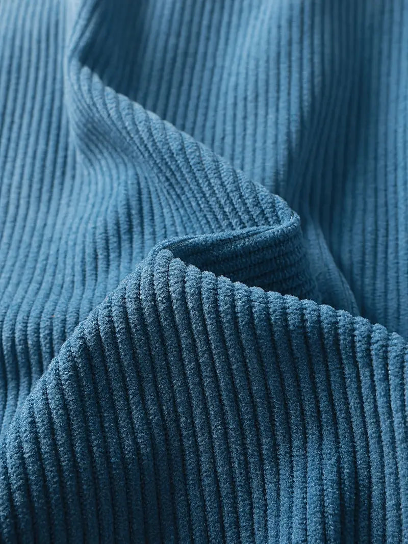 Versatile men's casual zip jacket, a stylish outerwear option for everyday comfort and modern fit.