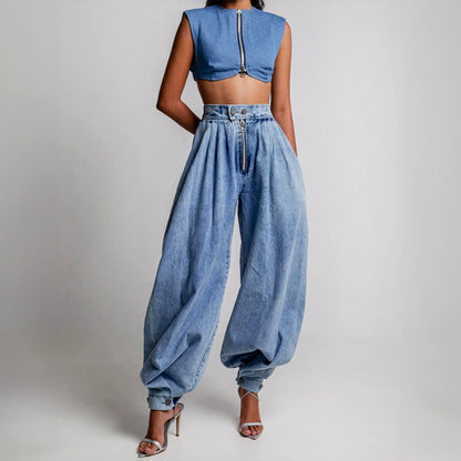 Comfortable Amara women's high-waisted tapered jeans, featuring a trendy pleated denim design for everyday style.