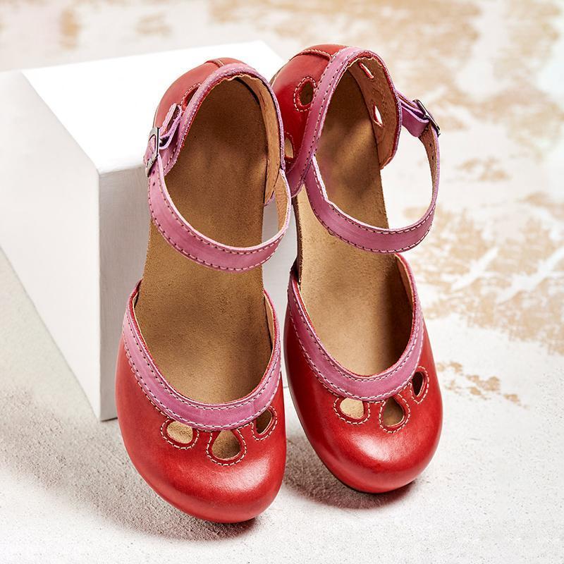 Versatile women's open-toe sandals with a comfortable block heel and secure ankle strap for summer casual outings.