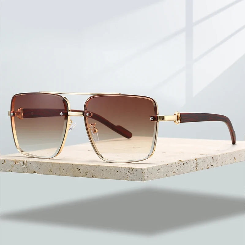 Capri women's sunglasses: UV400 protection, stylish gold frame, gradient lenses. Essential fashion accessory for summer.