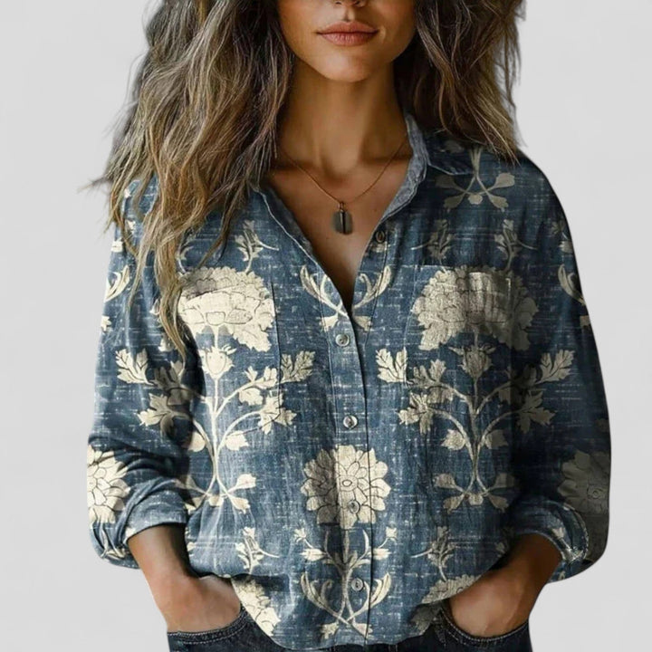 Comfortable women's gradient shirt with a modern design, stylish long sleeve for everyday versatility.