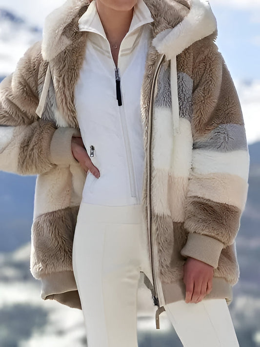 Stylish women's padded winter coat, warm & cozy for cold weather. Perfect oversized fit.