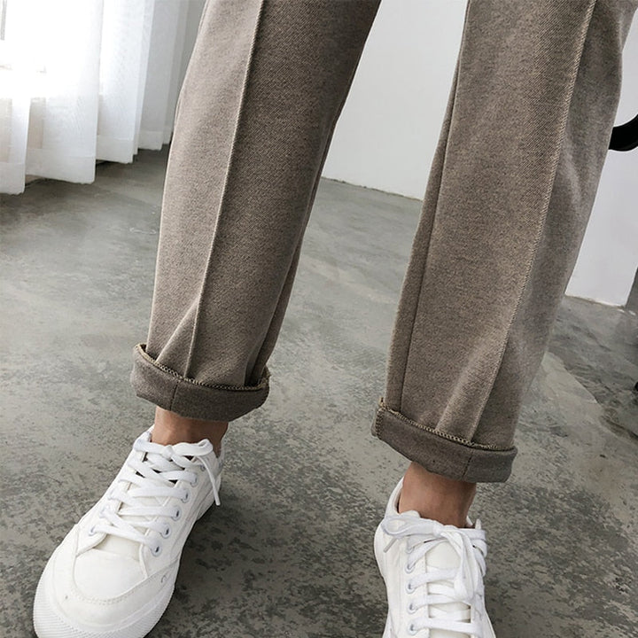 Cozy and warm women's casual pants, designed for comfort and style, perfect for cool weather and winter.