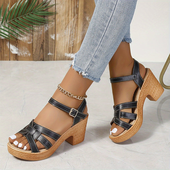 Comfortable women's platform wedge sandals, ideal for everyday fashion & summer style.