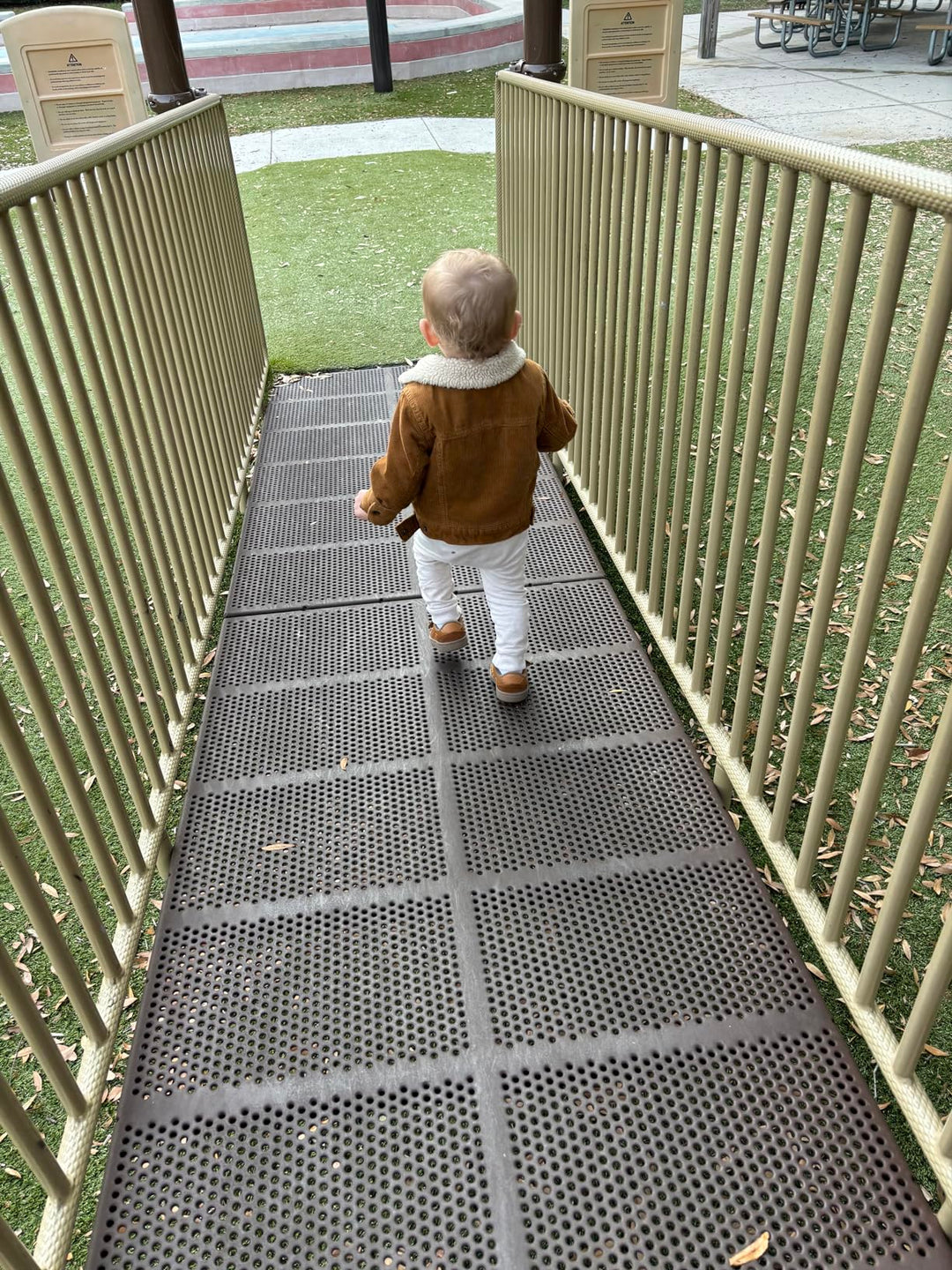 Close-up of soft fabric on a 3-pack of toddler jogger pants, highlighting quality and comfort for kids.