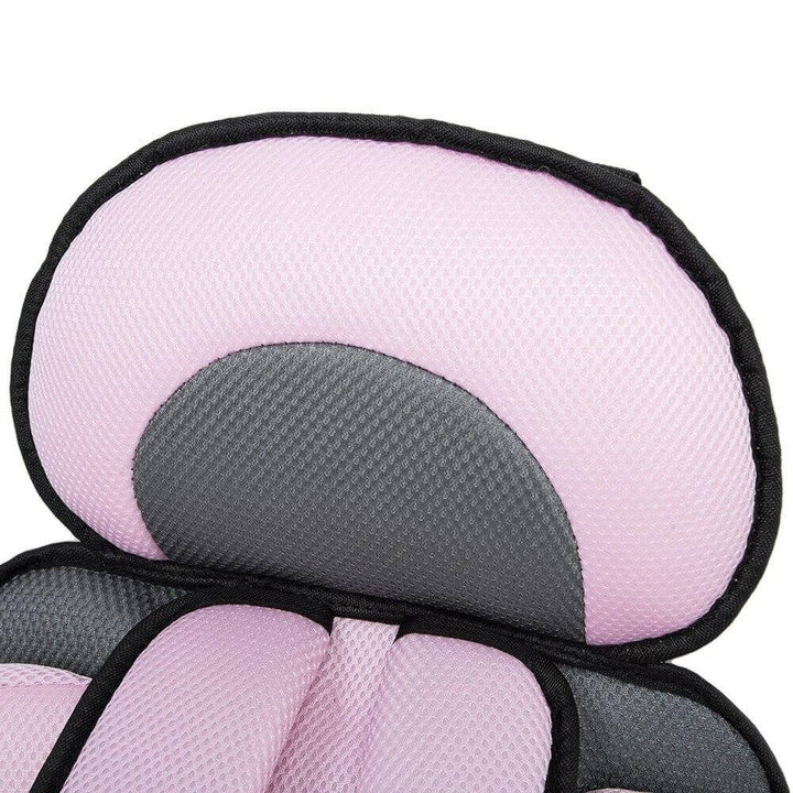Children's car safety seat with 5-point harness for ultimate protection. Breathable & adjustable for growing kids.