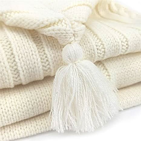 Cozy baby plush swaddle wrap blanket for newborns. Ultra-soft infant comfort, essential baby gift.