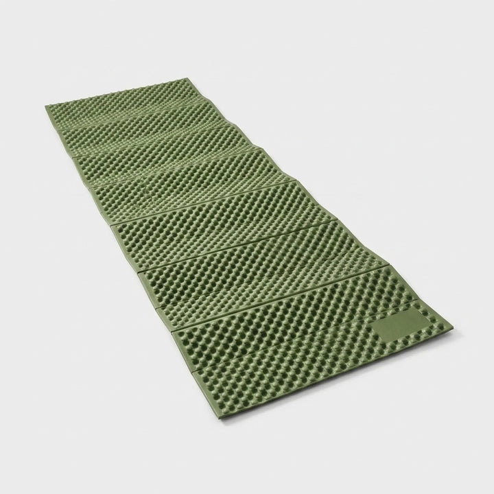 Compact & portable ultralight gray sleeping pad. Ideal insulated camping mat for backpacking and hiking trips.
