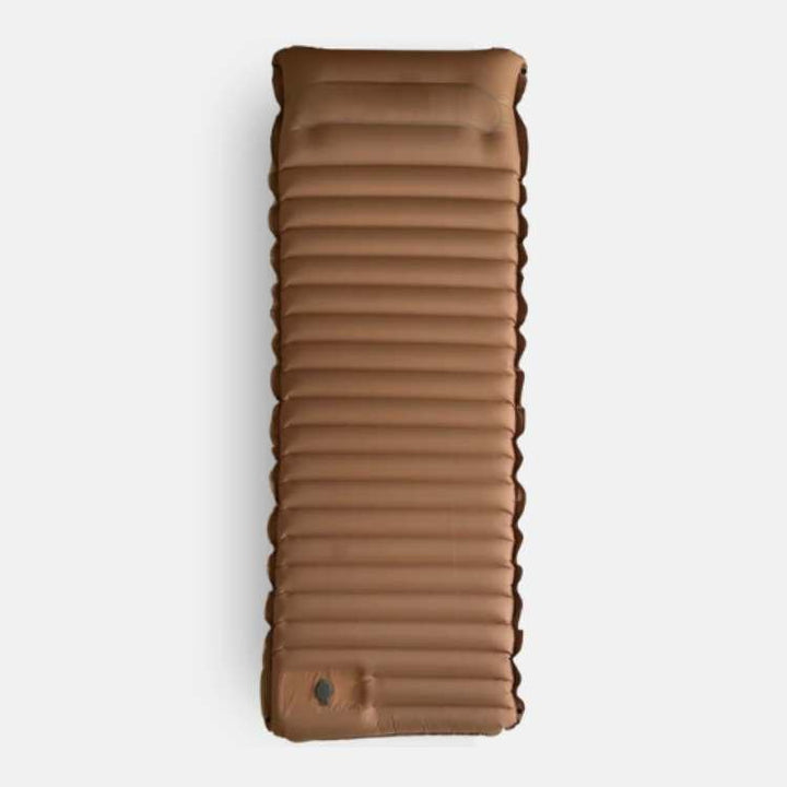 Portable ripstop camping mattress for comfortable sleep, ultralight and easy to inflate.