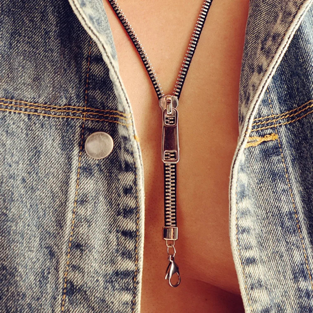 Eye-catching women's unique zipper necklace, a striking fashion jewelry piece for a statement look.
