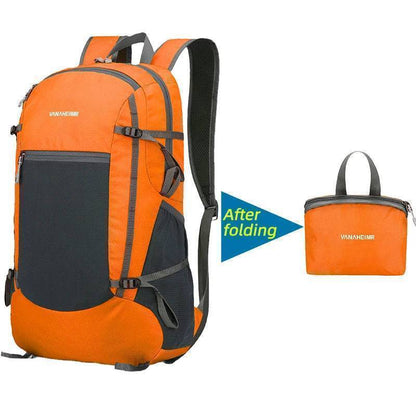 Adventure 18L backpack in green, with adjustable shoulder straps and top handle for portability