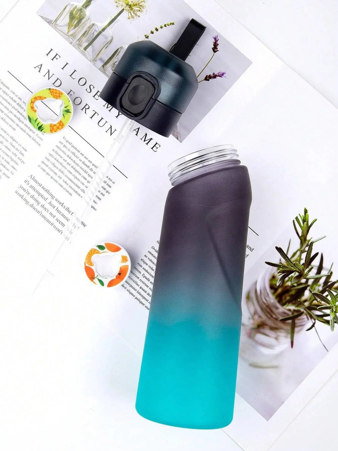 Aroma water bottle for flavor by smell. 0.65L drinkware for healthy, innovative hydration.