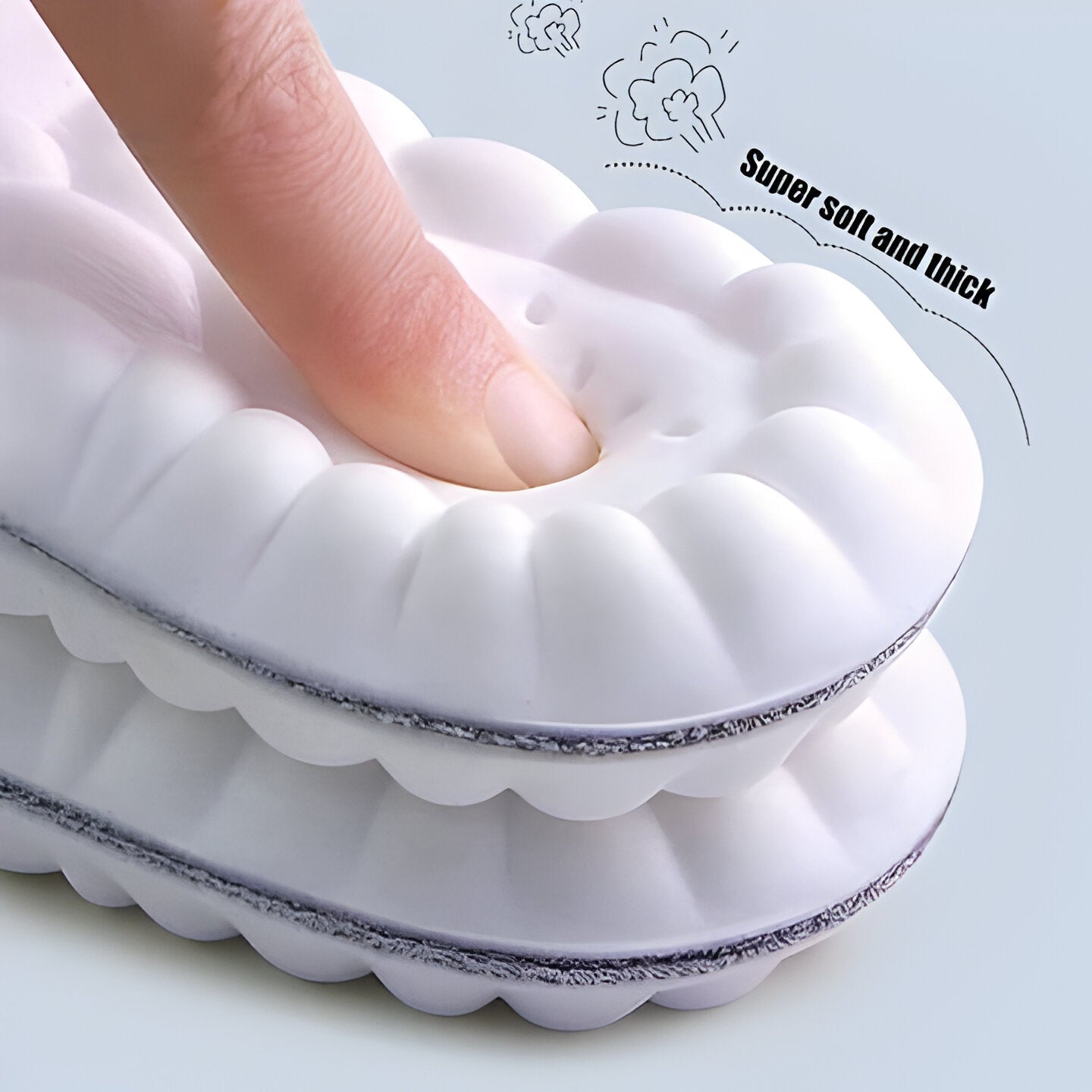 Unisex orthopedic insoles with 4D Cloud Technology. Super soft, breathable, and designed for superior foot support.