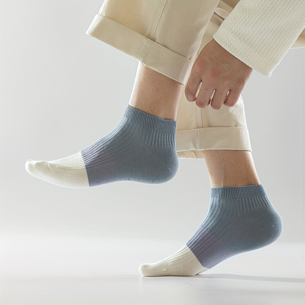 Unisex everyday ankle socks, 5-pack. Durable cotton blend for lasting comfort, moisture-wicking and breathable.