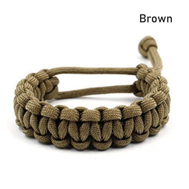 Adjustable paracord bracelet, perfect for outdoor survival and adventure