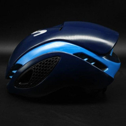White aerodynamic cycling helmet with reflective accents, enhancing visibility during low-light conditions