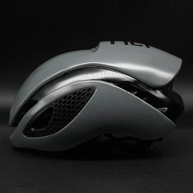 Green aerodynamic cycling helmet, combining style, performance, and crucial protective features