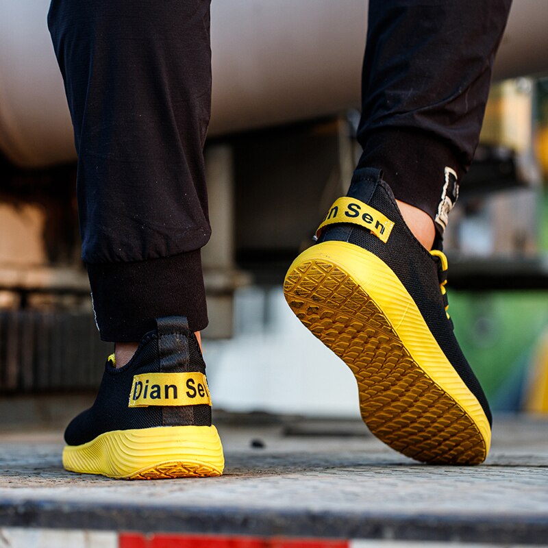 Unisex AeroGuard safety shoes, sleek design, ideal for industrial work, construction, and everyday protection.