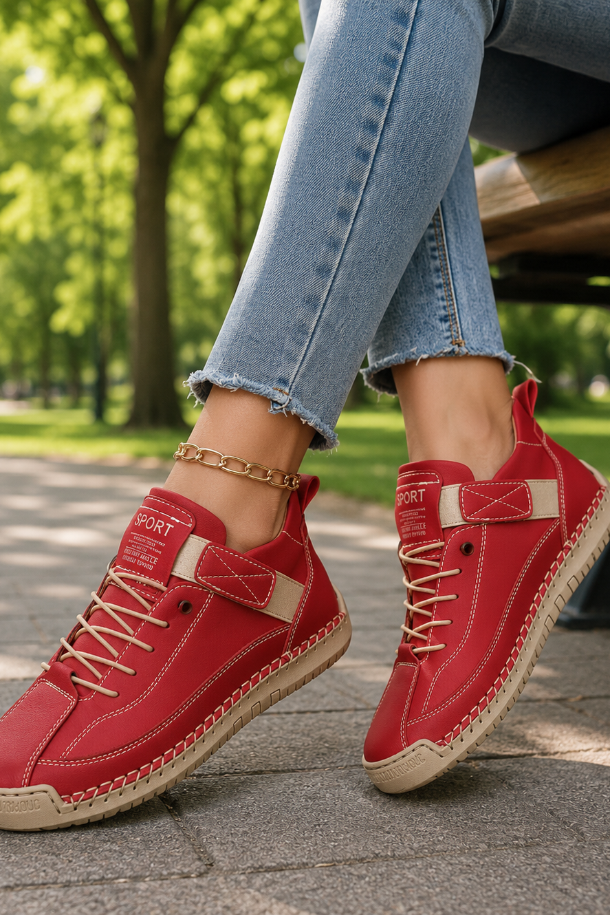Stylish unisex sneakers, offering everyday comfort and a flexible sole for active casual wear.