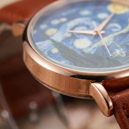 Artistic impressionist dial quartz watch for unisex. Stylish leather strap timepiece, a chic and elegant accessory.