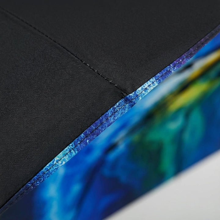 Automatic folding travel umbrella with ergonomic handle; instant rain protection in sudden rain.