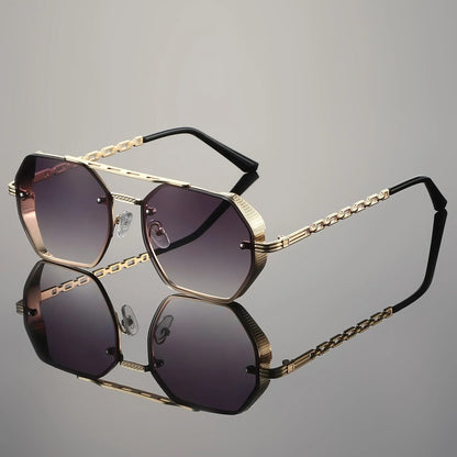 Fashionable Avery unisex sunglasses, a modern and comfortable accessory offering full UV400 protection.
