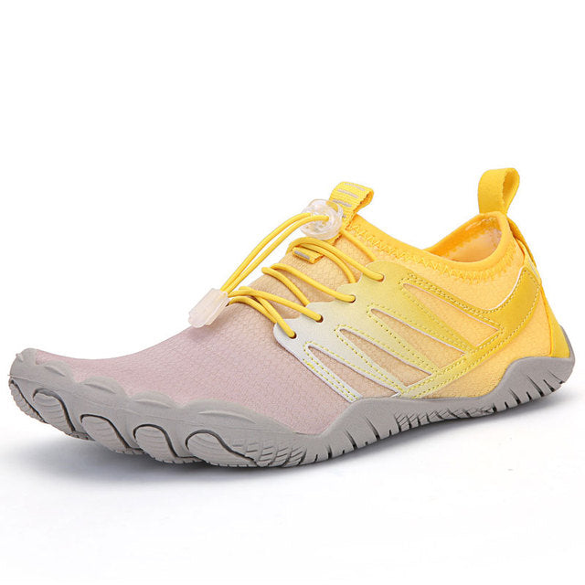Close-up of flexible sole on unisex minimalist athletic shoes, ideal for running.
