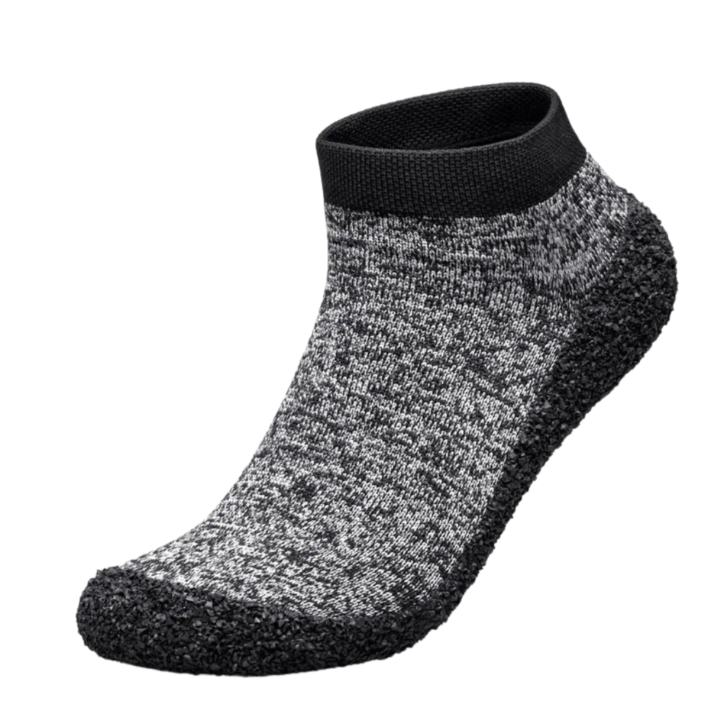 Unisex barefoot minimalist sock shoes in black, flexible and quick-dry for yoga or travel.