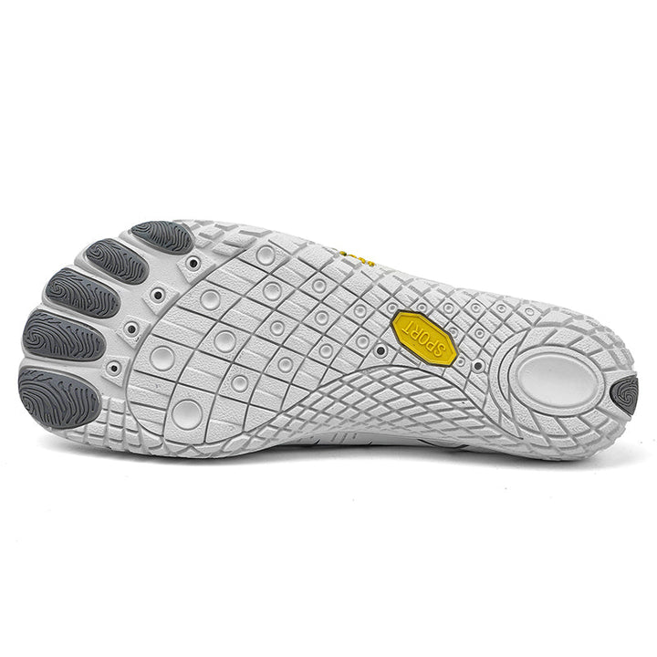 Natural stride training shoes, unisex design, flexible for gym & outdoor.