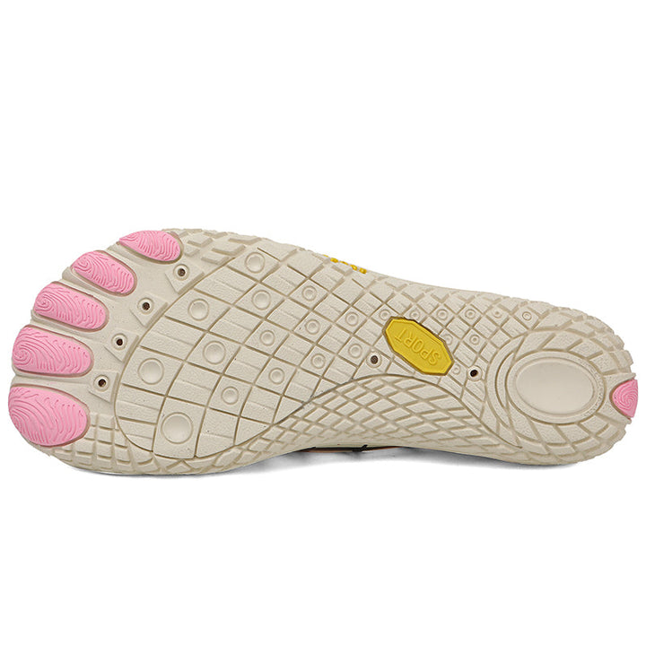 Barefoot training shoes, lightweight & breathable, suitable for any athlete.