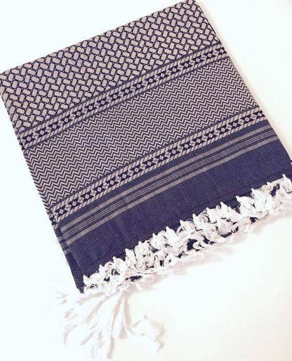 Stylish unisex black and white keffiyeh shemagh neck scarf, ideal for fashion and utility