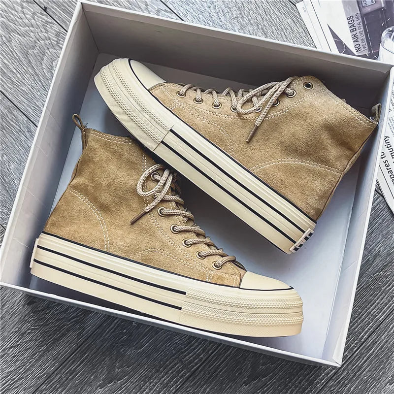Comfortable unisex high top sneakers with a bold platform. Ideal for everyday fashion.