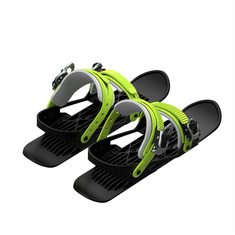 Durable snow equipment: portable mini skis with reinforced bindings for long-lasting use by adults & kids