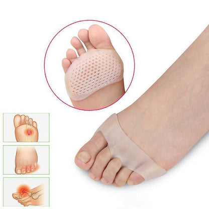 Close-up of breathable gel metatarsal pads, designed for forefoot cushioning & ultimate comfort. Pair included.