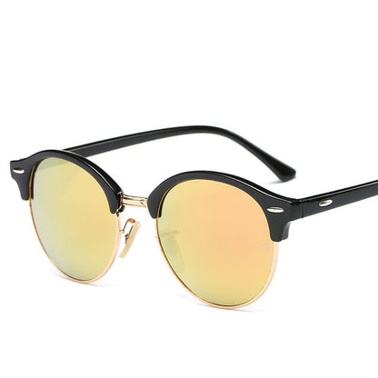 Summer essential: Unisex fashion sunglasses with UV400 anti-glare lenses & a sleek alloy frame. Perfect eyewear accessory.