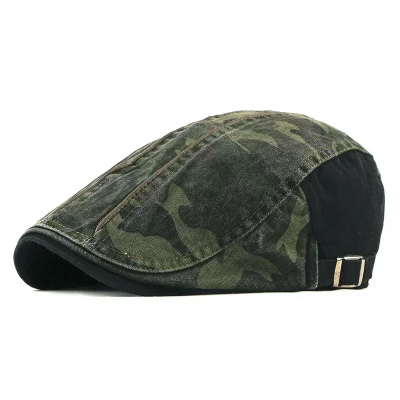 Modern black adjustable ivy cap, unisex design for everyday wear, sleek & stylish.