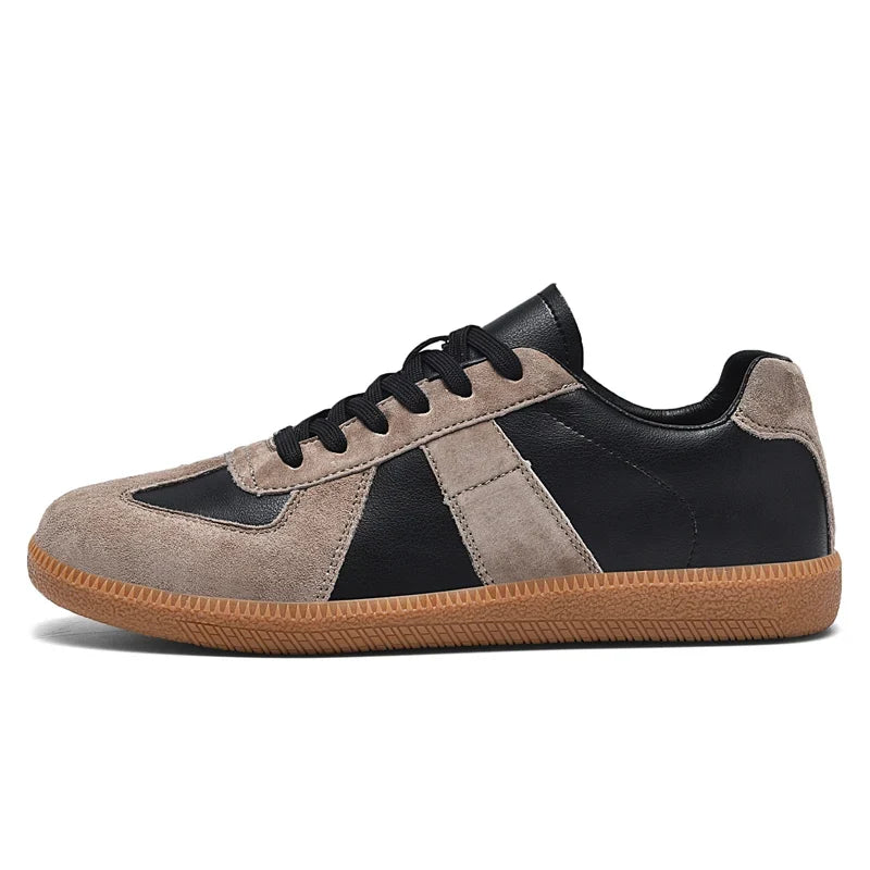 Classic style retro sneakers for unisex. Comfortable lace-up footwear, great for casual outings & daily walking.