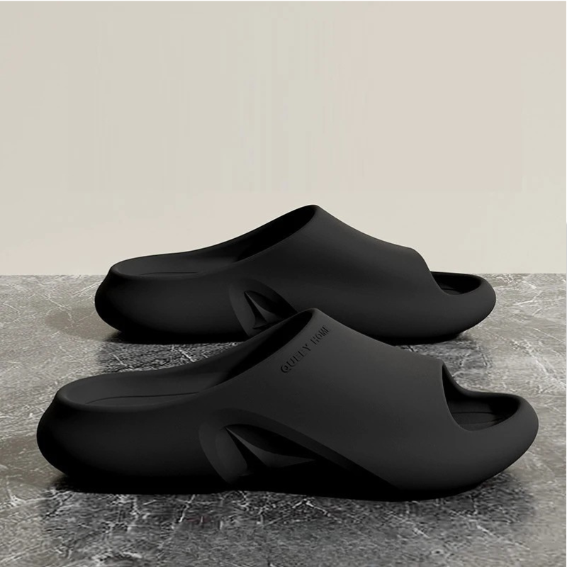Cloud-soft comfort slides for unisex indoor/outdoor wear. Lightweight & breathable EVA footwear, ideal for casual style.